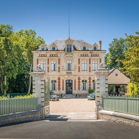 Appartement Du Chateau De La Caillerie Avoine Exterior photo